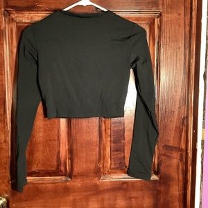 Women’s Artfish Black Long Sleeve Stretchy Zip Crop Top Size S